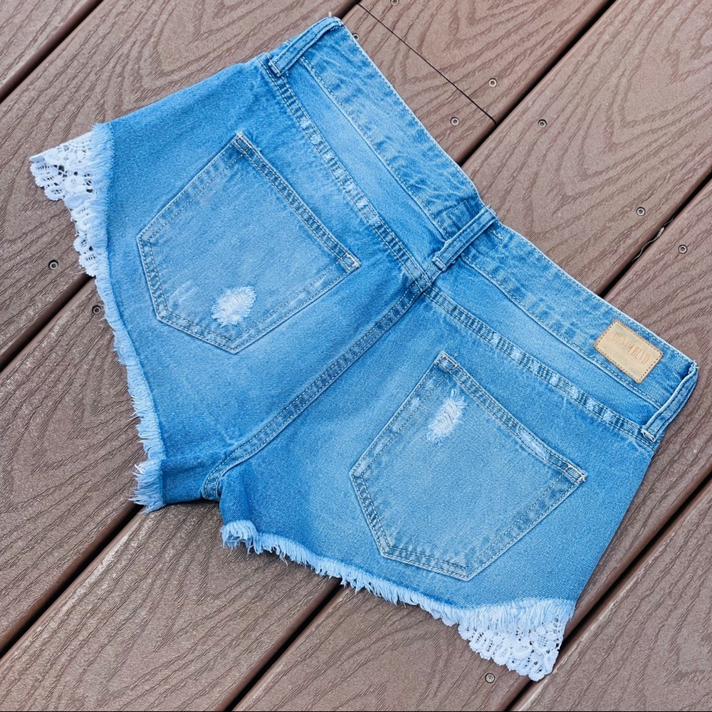 Denim Blvd Jean Short Shorts - Picture 2 of 5